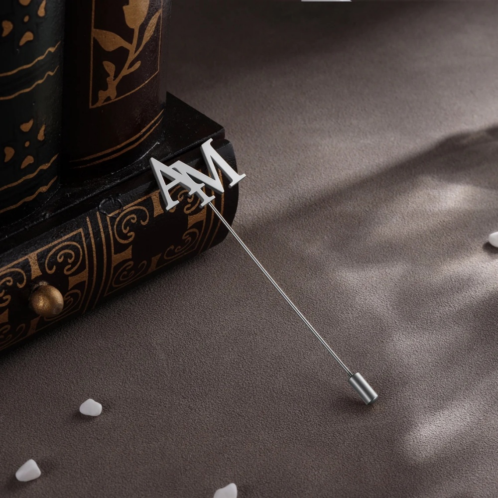 Broszka z Inicjałami Męska Sta – Tuxedo Lapel Pin recenzja i cena